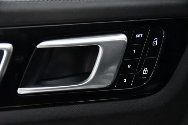 Porsche Cayenne 3.0 E-Hybrid, Bomvol opties. Panoramadak, Softclose, Bose soundsystem