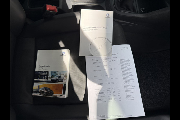 Volkswagen Caddy 2.0 TDI L2H1 EURO 6 BMT Maxi Apple&android carplay Trekhaak/leer/cruise control