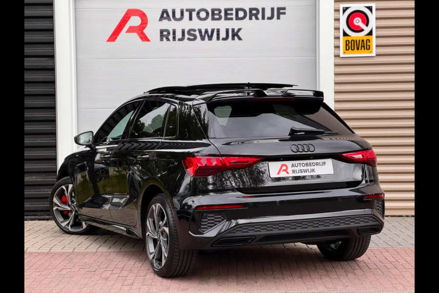 Audi A3 Sportback 45 TFSI e S edition Competition Carbon/Pano/B&O Audi A3 Sportback 45 TFSI e S edition Competition Carbon/Pano/B&O