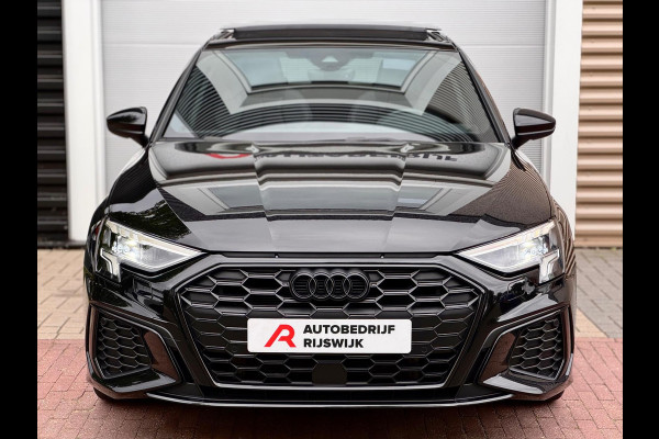 Audi A3 Sportback 45 TFSI e S edition Competition Carbon/Pano/B&O Audi A3 Sportback 45 TFSI e S edition Competition Carbon/Pano/B&O