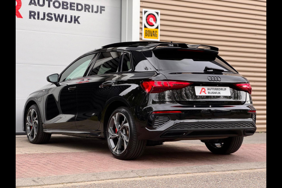 Audi A3 Sportback 45 TFSI e S edition Competition Carbon/Pano/B&O Audi A3 Sportback 45 TFSI e S edition Competition Carbon/Pano/B&O
