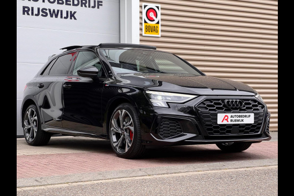 Audi A3 Sportback 45 TFSI e S edition Competition Carbon/Pano/B&O Audi A3 Sportback 45 TFSI e S edition Competition Carbon/Pano/B&O