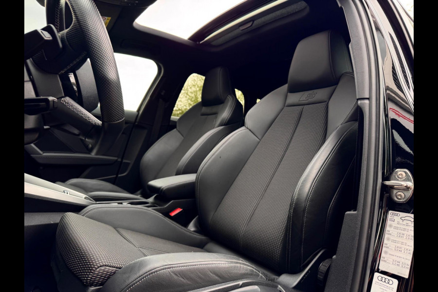 Audi A3 Sportback 45 TFSI e S edition Competition Carbon/Pano/B&O Audi A3 Sportback 45 TFSI e S edition Competition Carbon/Pano/B&O