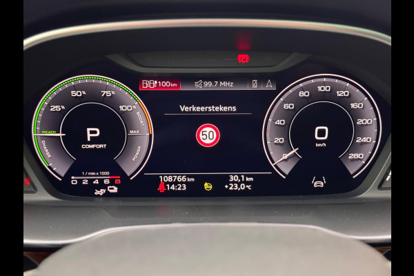 Audi Q3 45 TFSI e S edition Pano/B&O/Keyless/Sfeer