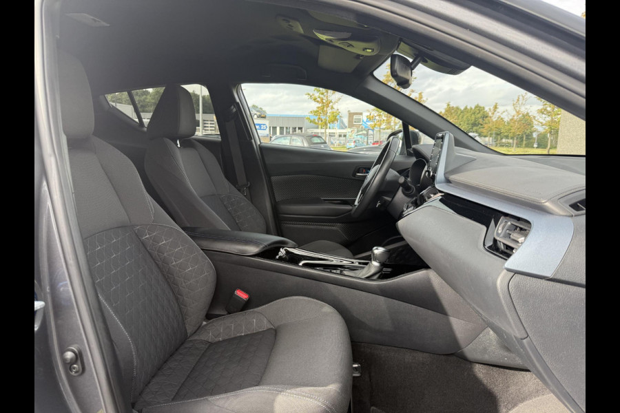 Toyota C-HR 2.0 Hybrid Bi-Tone Dealer Onderhouden,Camera,Trekhaak,184pk,Navi,Stoelverwarming,Clima,Cruise,Pdc V+A,Lm velgen,Apk tot 09-2026