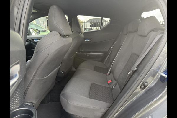 Toyota C-HR 2.0 Hybrid Bi-Tone Dealer Onderhouden,Camera,Trekhaak,184pk,Navi,Stoelverwarming,Clima,Cruise,Pdc V+A,Lm velgen,Apk tot 09-2026