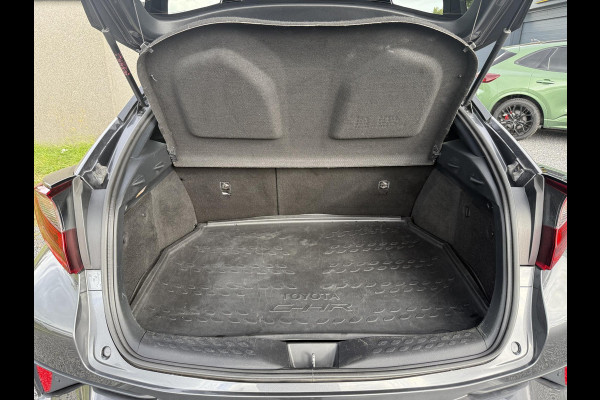 Toyota C-HR 2.0 Hybrid Bi-Tone Dealer Onderhouden,Camera,Trekhaak,184pk,Navi,Stoelverwarming,Clima,Cruise,Pdc V+A,Lm velgen,Apk tot 09-2026