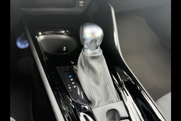 Toyota C-HR 2.0 Hybrid Bi-Tone Dealer Onderhouden,Camera,Trekhaak,184pk,Navi,Stoelverwarming,Clima,Cruise,Pdc V+A,Lm velgen,Apk tot 09-2026