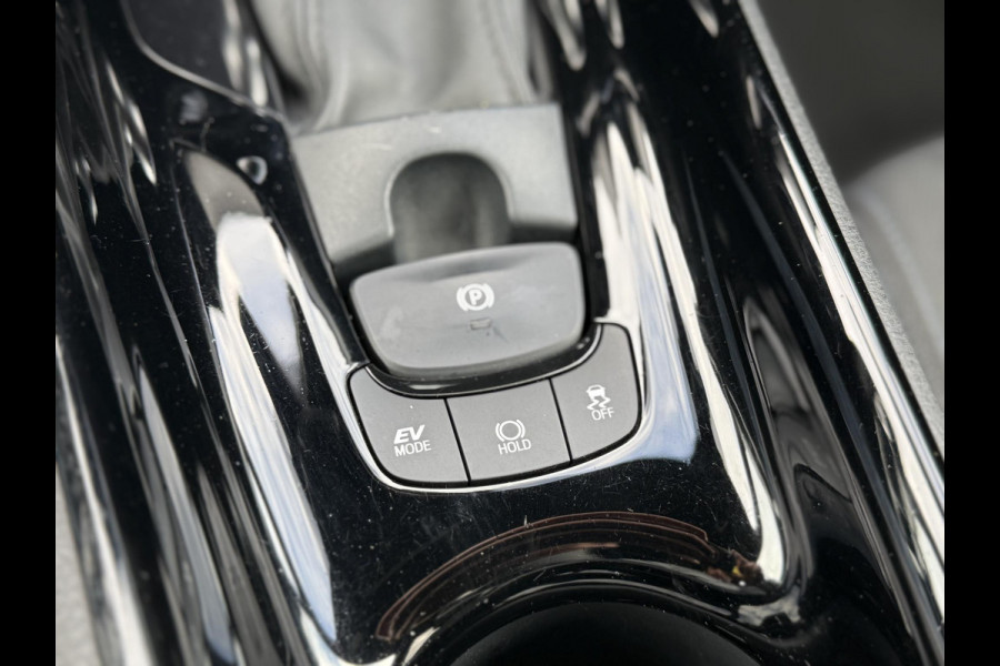 Toyota C-HR 2.0 Hybrid Bi-Tone Dealer Onderhouden,Camera,Trekhaak,184pk,Navi,Stoelverwarming,Clima,Cruise,Pdc V+A,Lm velgen,Apk tot 09-2026