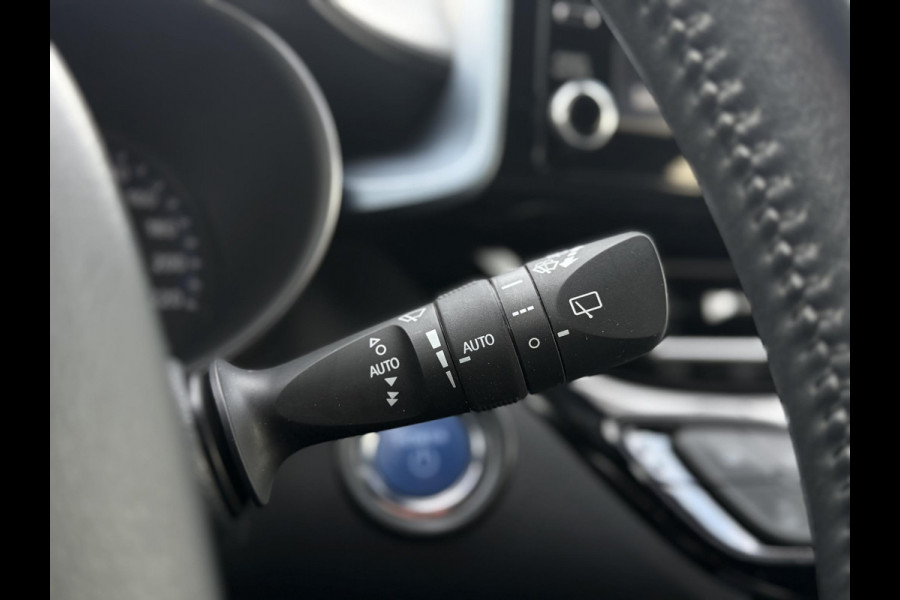Toyota C-HR 2.0 Hybrid Bi-Tone Dealer Onderhouden,Camera,Trekhaak,184pk,Navi,Stoelverwarming,Clima,Cruise,Pdc V+A,Lm velgen,Apk tot 09-2026