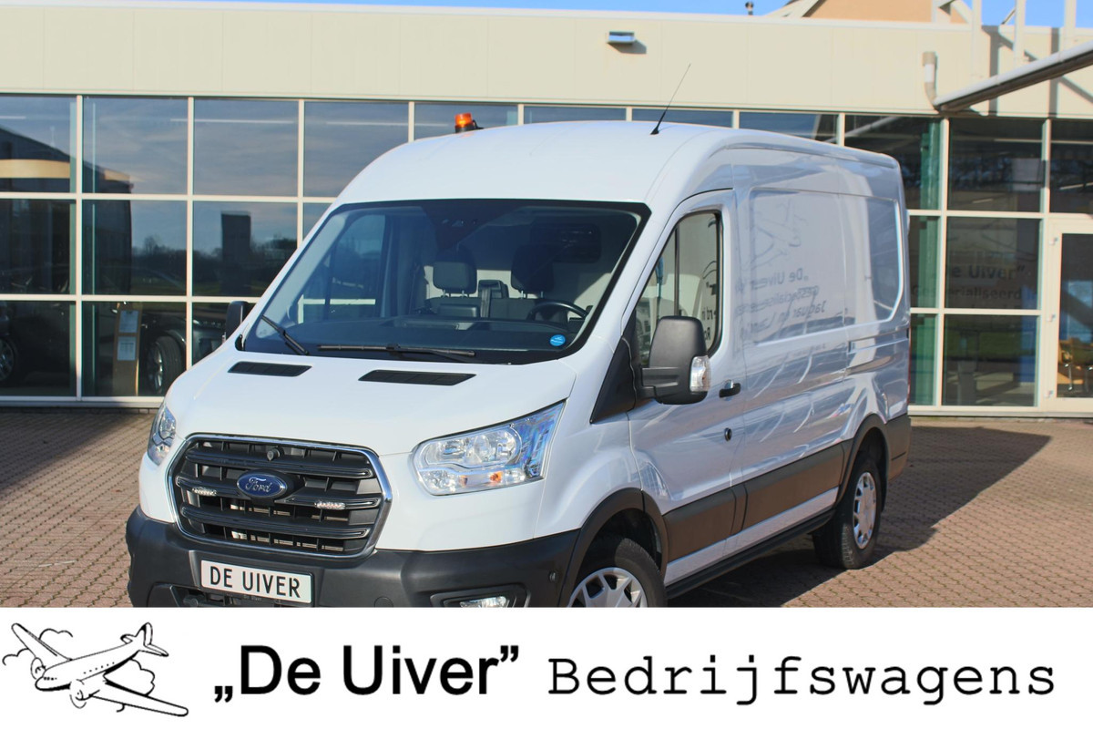 Ford Transit 350 2.0 TDCI L2H2 Trend SORTIMO, Navigatie, Camera, Flits verlichting, Powerstation 3500W, Standkachel motor en interieur Ford Transit 350 2.0 TDCI L2H2 Trend SORTIMO, Navigatie, Camera, Flits verlichting, Powerstation 3500W, Standkachel motor en interieur
