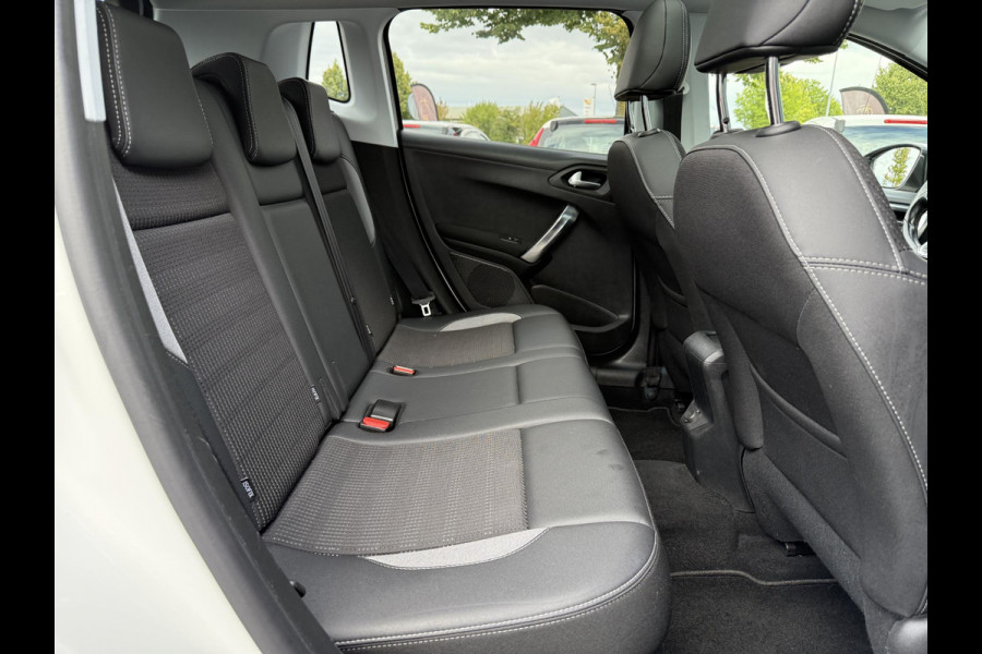 Peugeot 2008 1.2 PureTech Allure Pano,110pk,Navi,Halfleder,Clima,Cruise,Lm velgen,Pdc,Apk tot 09-2026