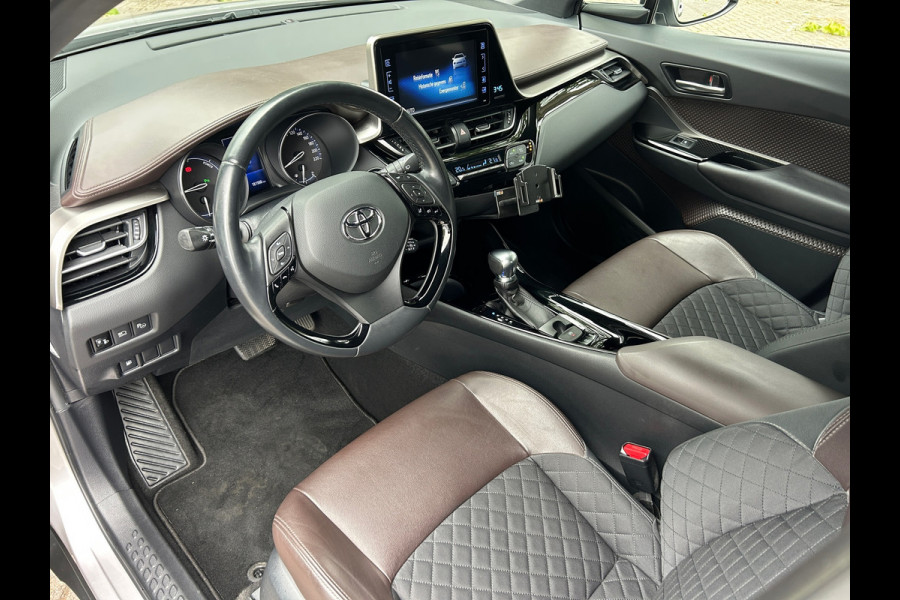 Toyota C-HR 1.8 Hybrid Executive 1e EIGENAAR 100% Dealer onderhouden Rijklaarprijs!