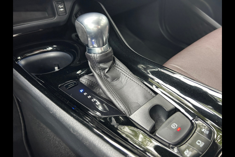 Toyota C-HR 1.8 Hybrid Executive 1e EIGENAAR 100% Dealer onderhouden Rijklaarprijs!
