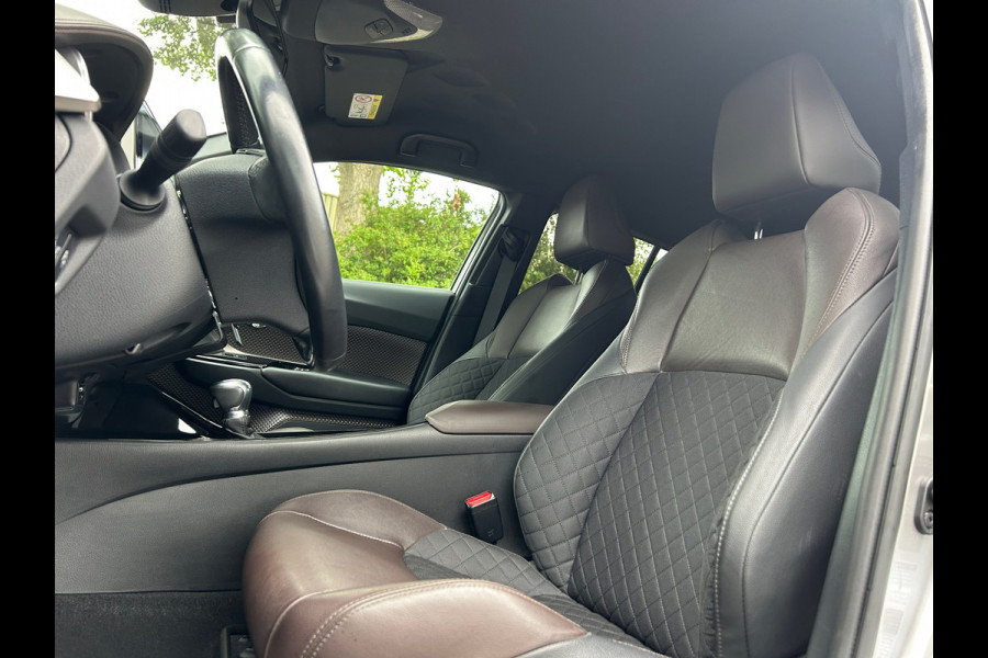 Toyota C-HR 1.8 Hybrid Executive 1e EIGENAAR 100% Dealer onderhouden Rijklaarprijs!