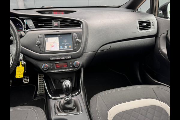 Kia cee'd Sportswagon 1.0 T-GDi GT-Line * Panoramadak * Stoelverwarming * Camera *