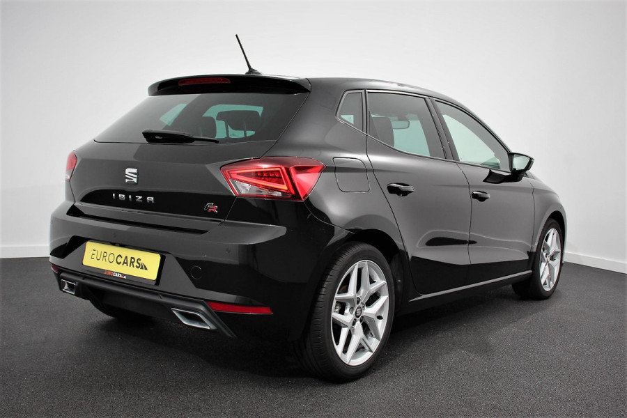 Seat Ibiza 1.0 TSI 110pk DSG FR | Navigatie | Apple Carplay / Android Auto | Climate Control | Adaptive Cruise Control |  Stoelverwarming | Privacy Glass | Lichtmetalen Velgen |