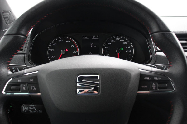 Seat Ibiza 1.0 TSI 110pk DSG FR | Navigatie | Apple Carplay / Android Auto | Climate Control | Adaptive Cruise Control |  Stoelverwarming | Privacy Glass | Lichtmetalen Velgen |