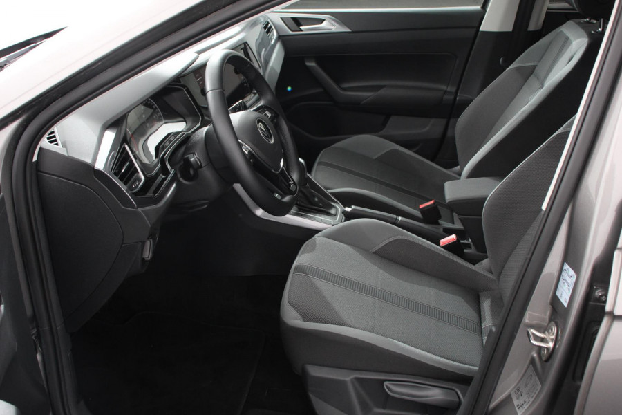 Volkswagen Polo 1.0 TSI 110pk DSG Highline | Navigatie | Apple Carplay/Android Auto | Parkeersensoren | Adaptive Cruise Control | Stoelverwarming | Getinte ramen | Climatronic