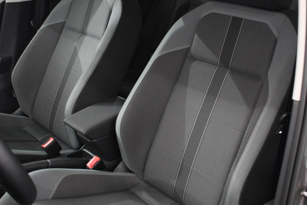 Volkswagen Polo 1.0 TSI 110pk DSG Highline | Navigatie | Apple Carplay/Android Auto | Parkeersensoren | Adaptive Cruise Control | Stoelverwarming | Getinte ramen | Climatronic