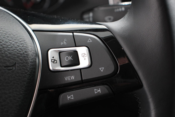 Volkswagen Polo 1.0 TSI 110pk DSG Highline | Navigatie | Apple Carplay/Android Auto | Parkeersensoren | Adaptive Cruise Control | Stoelverwarming | Getinte ramen | Climatronic