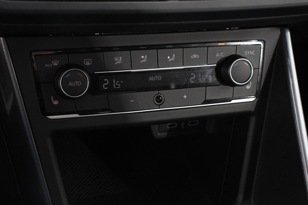 Volkswagen Polo 1.0 TSI 110pk DSG Highline | Navigatie | Apple Carplay/Android Auto | Parkeersensoren | Adaptive Cruise Control | Stoelverwarming | Getinte ramen | Climatronic