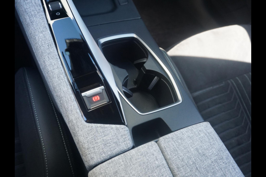 Peugeot E-5008 GT Avantage 73 kWh