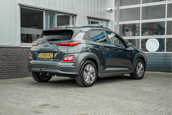 Hyundai Kona EV 64 kWh | 3-Fase lader | Adaptive Cruise | HUD | Stoel +Stuurverw |