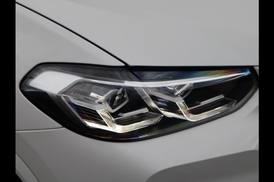 BMW X3 xDrive30e M Sport High Executive | Panoramadak | Elektrisch verstelbare stoelen | Head Up display | Elektr. Trekhaak