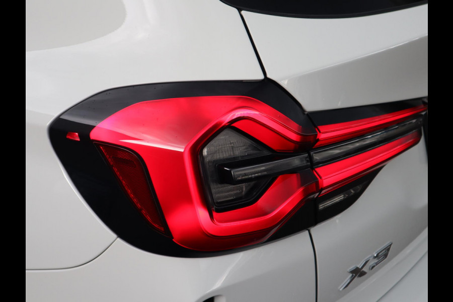 BMW X3 xDrive30e M Sport High Executive | Panoramadak | Elektrisch verstelbare stoelen | Head Up display | Elektr. Trekhaak