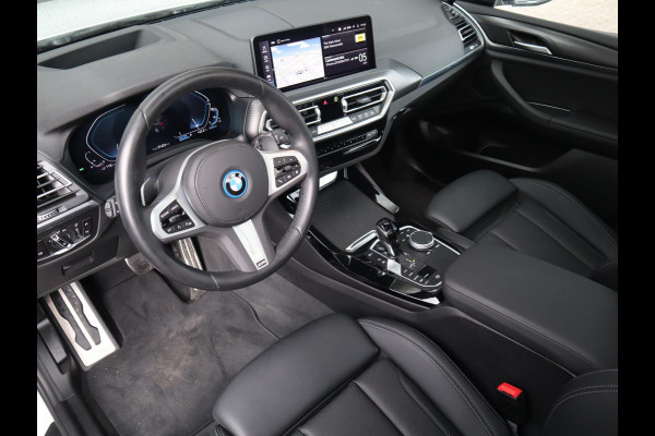 BMW X3 xDrive30e M Sport High Executive | Panoramadak | Elektrisch verstelbare stoelen | Head Up display | Elektr. Trekhaak