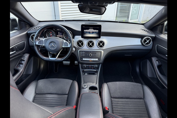 Mercedes-Benz CLA-Klasse Shooting Brake 180 Business Solution AMG Night Upgrade | Origineel NL | Panoramadak | Stoelverwarming | Sfeerverlichting