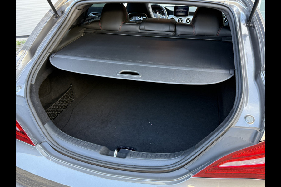 Mercedes-Benz CLA-Klasse Shooting Brake 180 Business Solution AMG Night Upgrade | Origineel NL | Panoramadak | Stoelverwarming | Sfeerverlichting