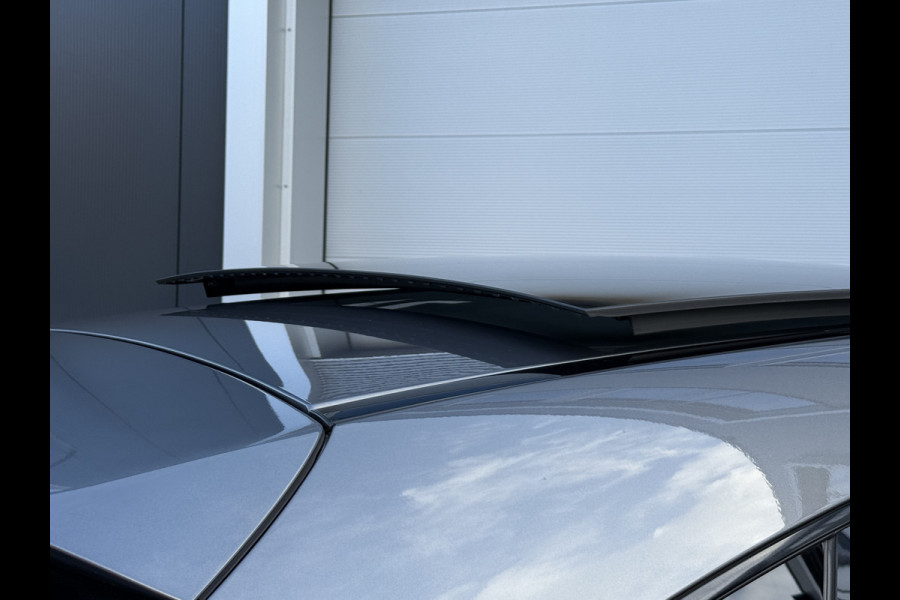 Mercedes-Benz CLA-Klasse Shooting Brake 180 Business Solution AMG Night Upgrade | Origineel NL | Panoramadak | Stoelverwarming | Sfeerverlichting