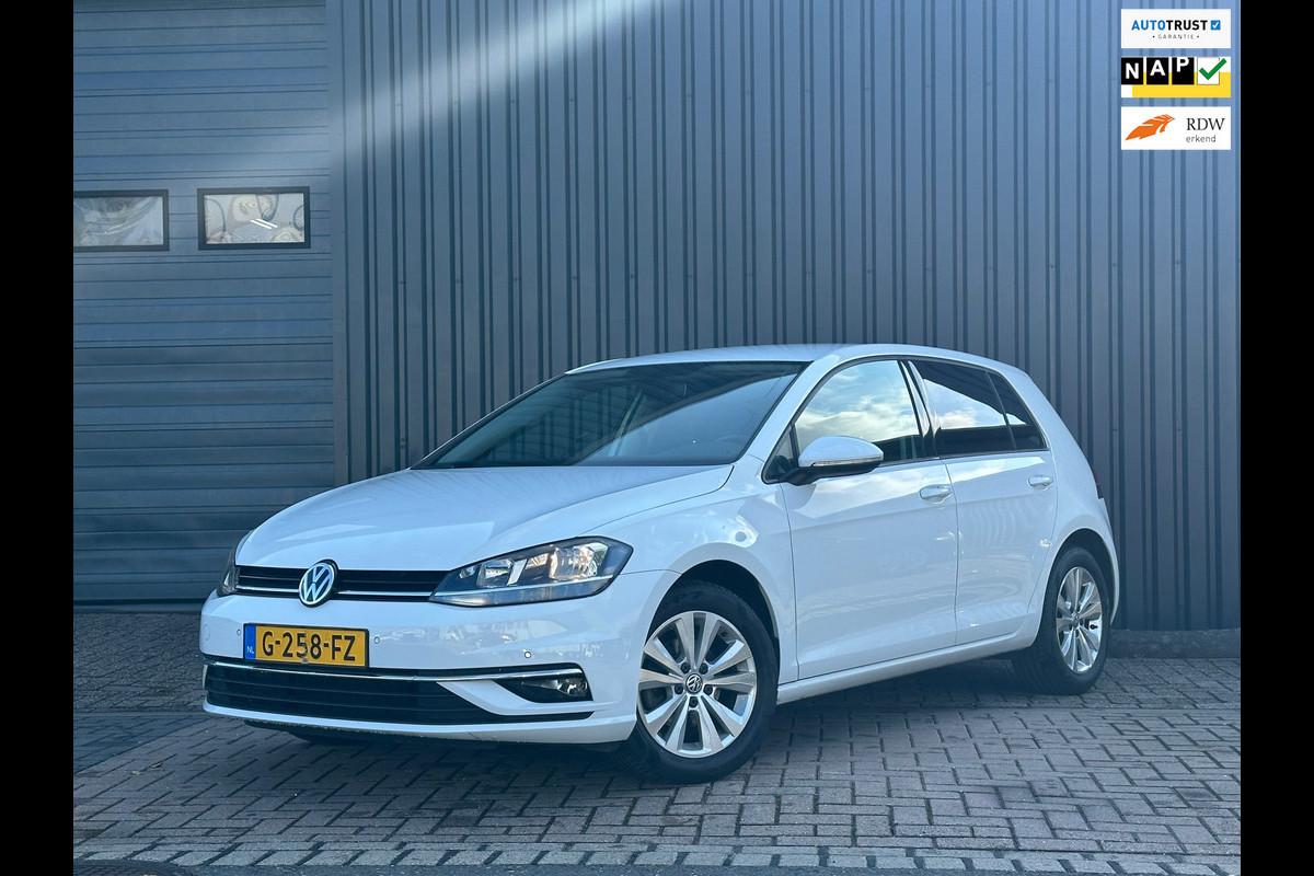 Volkswagen Golf 1.0 TSI Highline Volkswagen Golf 1.0 TSI Highline