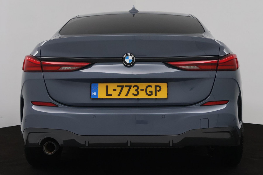 BMW 2 Serie Gran Coupé 218i High Executive Edition (SFEERVERLICHTING, CRUISE CONTROL, STOELVERWARMING, NAVIGATIE, AUTOMAAT)