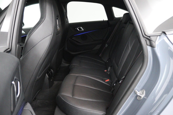 BMW 2 Serie Gran Coupé 218i High Executive Edition (SFEERVERLICHTING, CRUISE CONTROL, STOELVERWARMING, NAVIGATIE, AUTOMAAT)