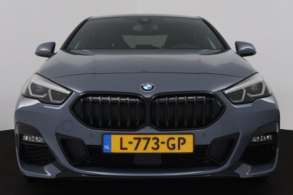 BMW 2 Serie Gran Coupé 218i High Executive Edition (SFEERVERLICHTING, CRUISE CONTROL, STOELVERWARMING, NAVIGATIE, AUTOMAAT)