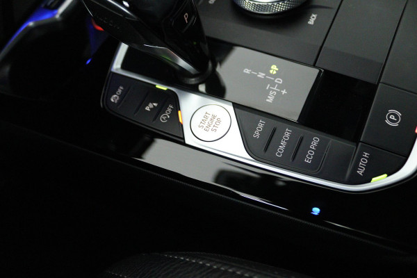 BMW 2 Serie Gran Coupé 218i High Executive Edition (SFEERVERLICHTING, CRUISE CONTROL, STOELVERWARMING, NAVIGATIE, AUTOMAAT)