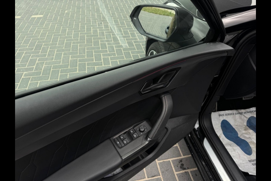 CUPRA Leon 1.4 e-Hyb Black Ed. VZ 245pk NAVI ACC ECC PDC LEDER SPORTVELGEN