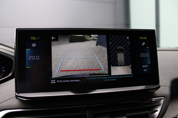 Peugeot 3008 1.6 HYbrid 225 GT | Black Pack | Navigatie 3D | Adaptieve cruise