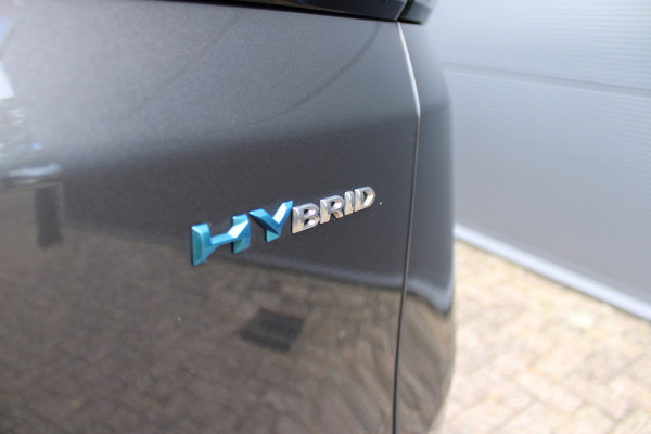 Peugeot 3008 1.6 HYbrid 225 GT | Black Pack | Navigatie 3D | Adaptieve cruise