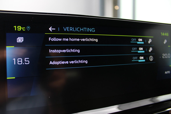 Peugeot 3008 1.6 HYbrid 225 GT | Black Pack | Navigatie 3D | Adaptieve cruise