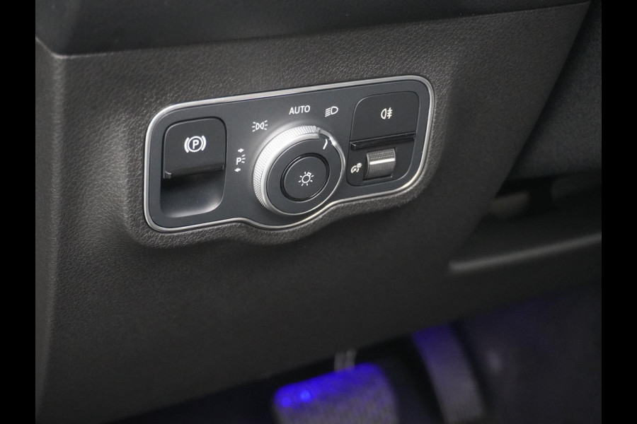 Mercedes-Benz EQB 350 4MATIC Luxury Line 67 kWh Achteruitrijcamera | Sfeerverlichting | Stoelverwarming | Full LED | Rijklaar geleverd met onderhoud en 12 mnd BOVAG garantie