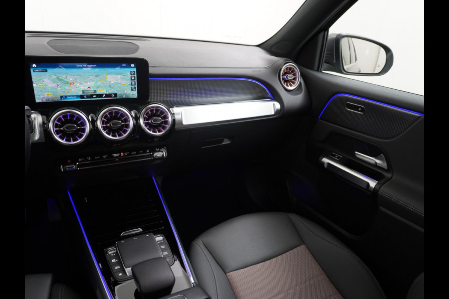 Mercedes-Benz EQB 350 4MATIC Luxury Line 67 kWh Achteruitrijcamera | Sfeerverlichting | Stoelverwarming | Full LED | Rijklaar geleverd met onderhoud en 12 mnd BOVAG garantie