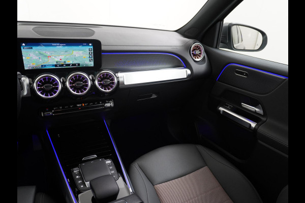 Mercedes-Benz EQB 350 4MATIC Luxury Line 67 kWh Achteruitrijcamera | Sfeerverlichting | Stoelverwarming | Full LED | Rijklaar geleverd met onderhoud en 12 mnd BOVAG garantie