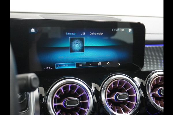Mercedes-Benz EQB 350 4MATIC Luxury Line 67 kWh Achteruitrijcamera | Sfeerverlichting | Stoelverwarming | Full LED | Rijklaar geleverd met onderhoud en 12 mnd BOVAG garantie