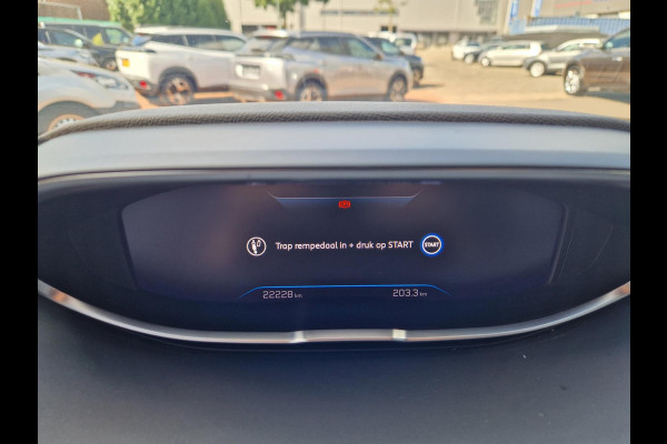 Peugeot 3008 1.2 PureTech 130pk Aut./1e Eig./Nieuwstaat