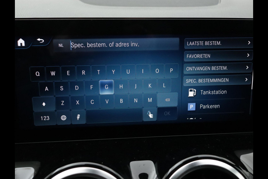 Mercedes-Benz GLA 200 Business Line CAMERA | NAVI | STOF-LEDER
