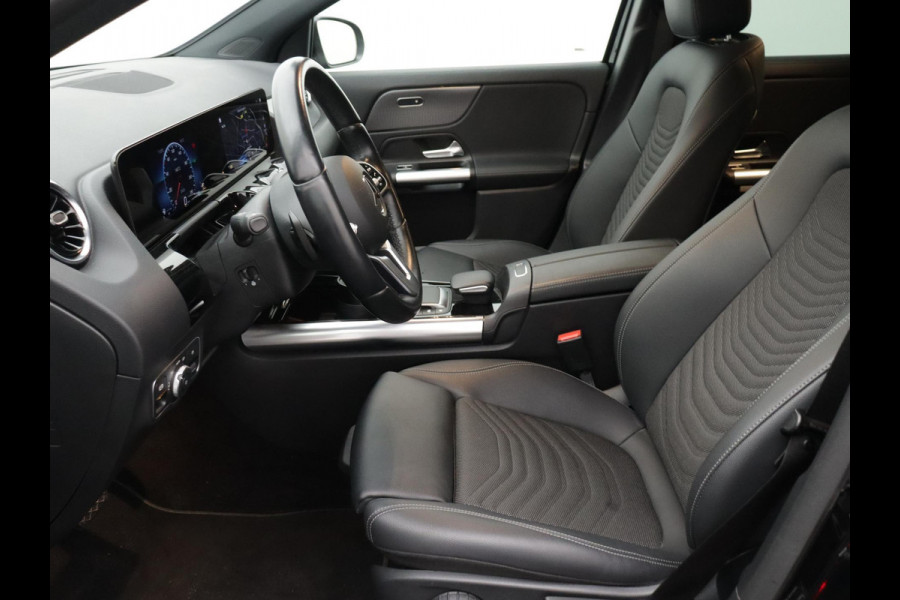 Mercedes-Benz GLA 200 Business Line CAMERA | NAVI | STOF-LEDER